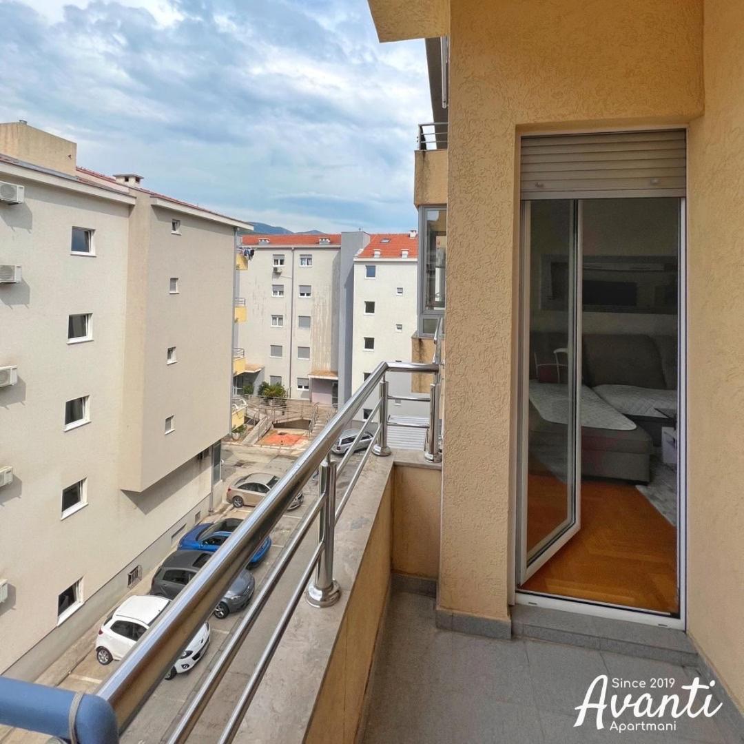Apartmani Avanti Budva Eksteriør bilde